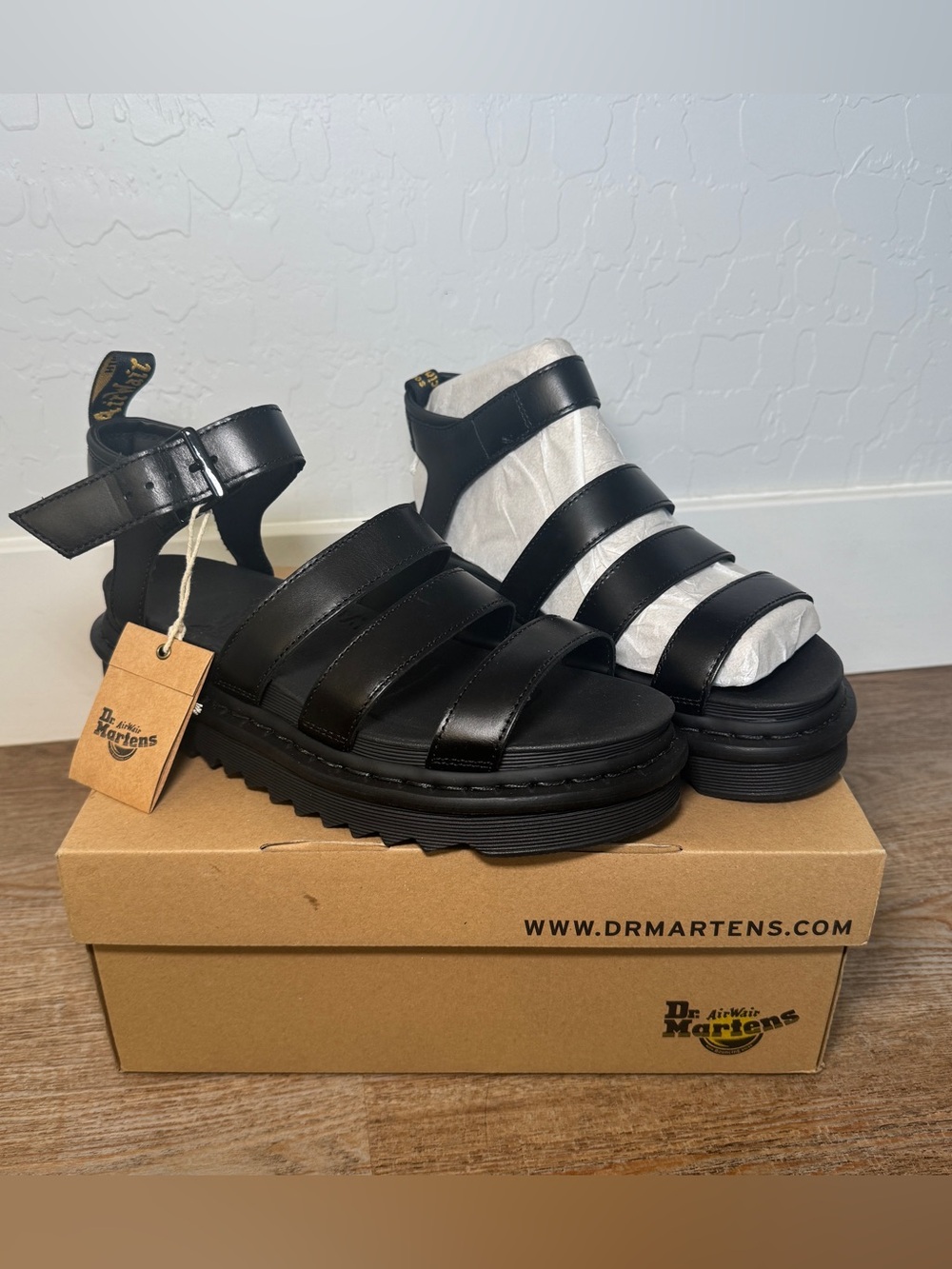 NIB Dr. Martens Blaire Black Leather Platform Gladiator Sandals Womens 9